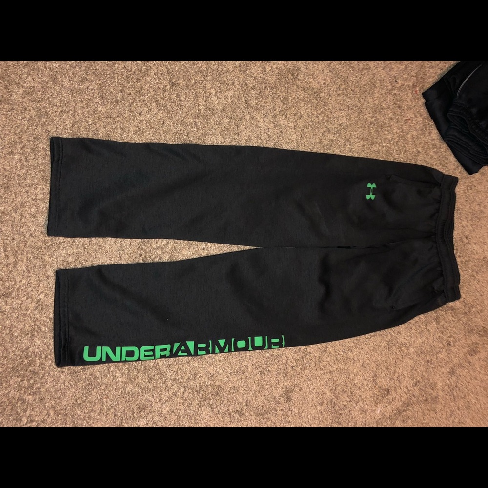 Under armor sweats